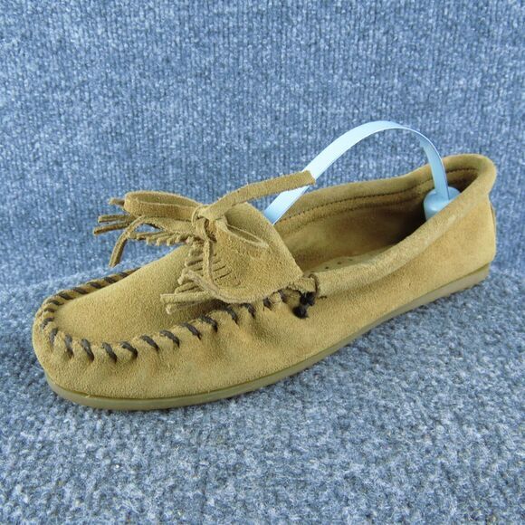 Minnetonka 407T Women Moccasin Shoes Size‎ 6 Medium Brown Leather Slip On - Picture 1 of 10
